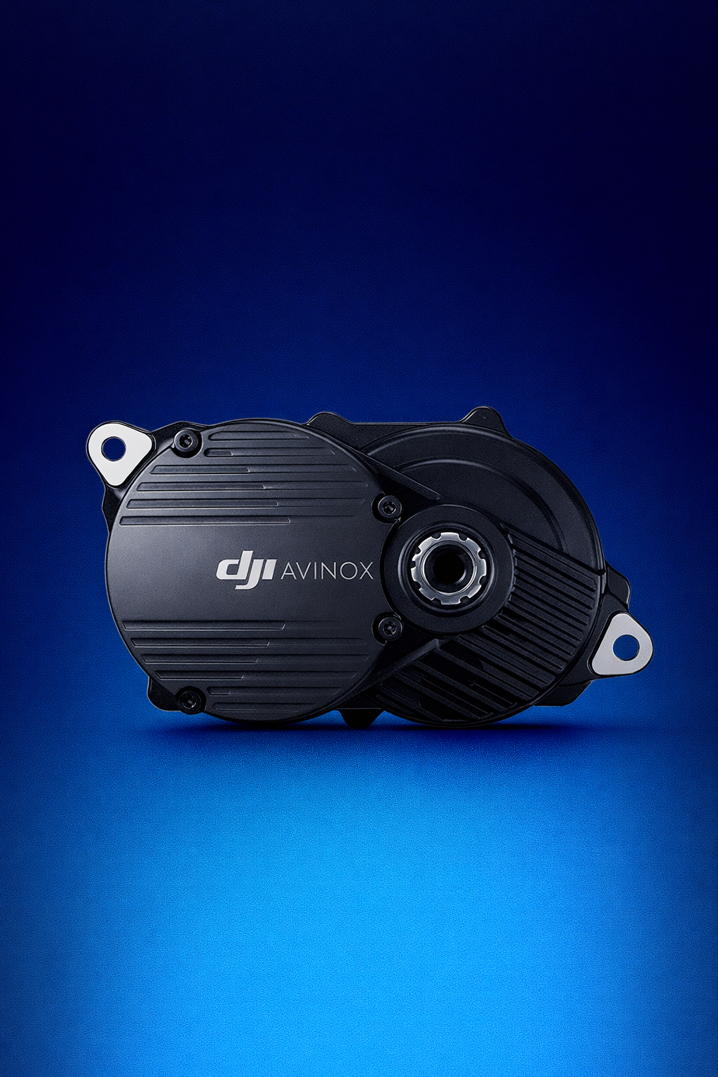 Silnik DJI Avinox M1 na niebieskim tle