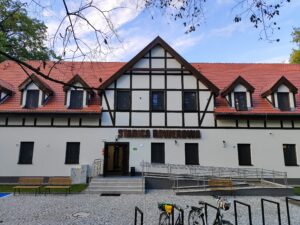 Stanica Rowerowa w Żmigrodzie – sprawdziliśmy ją podczas weekendu na rowerach